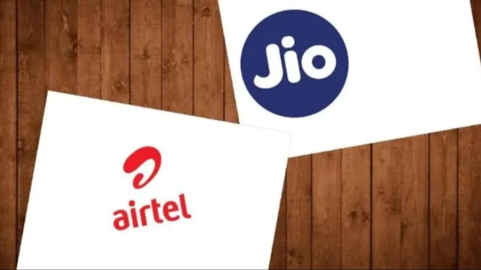 Airtel Vs Jio Recharge plan Hike