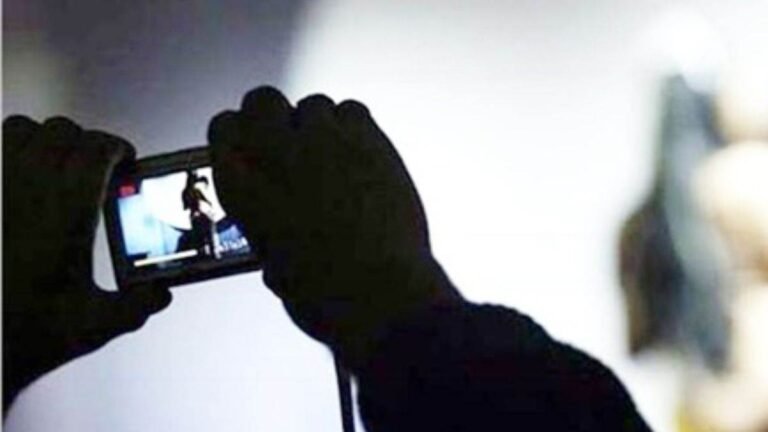 Sonipat Video Viral in Social Media: आपत्तिजनक वीडियो वायरल होने से सियासत में हड़कंप, पुलिस व भाजपा नेता की तरफ ने नहीं किया गया कोई केस