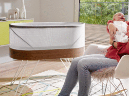 Smart Crib Offers Relief for Exhausted Parents
