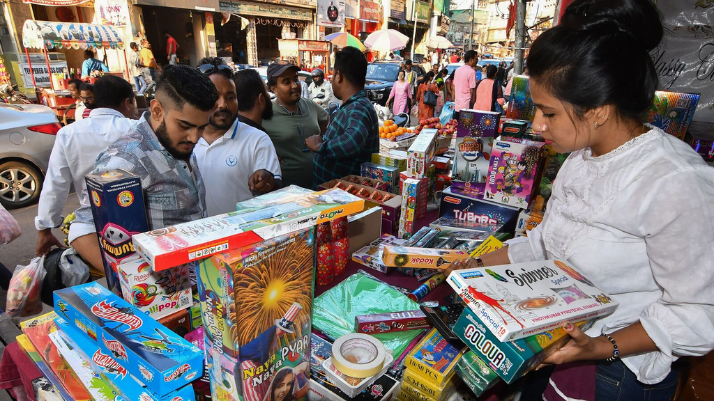 0.4% Fee Decision Delayed Until Diwali