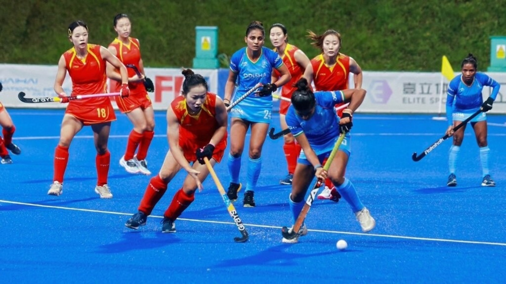 India Wins 2 Gold Medals in One Minute
